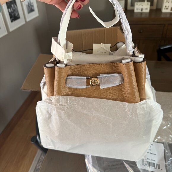 Tory Burch Romy Bucket Bag - Tiramisu - Picture 5 of 7